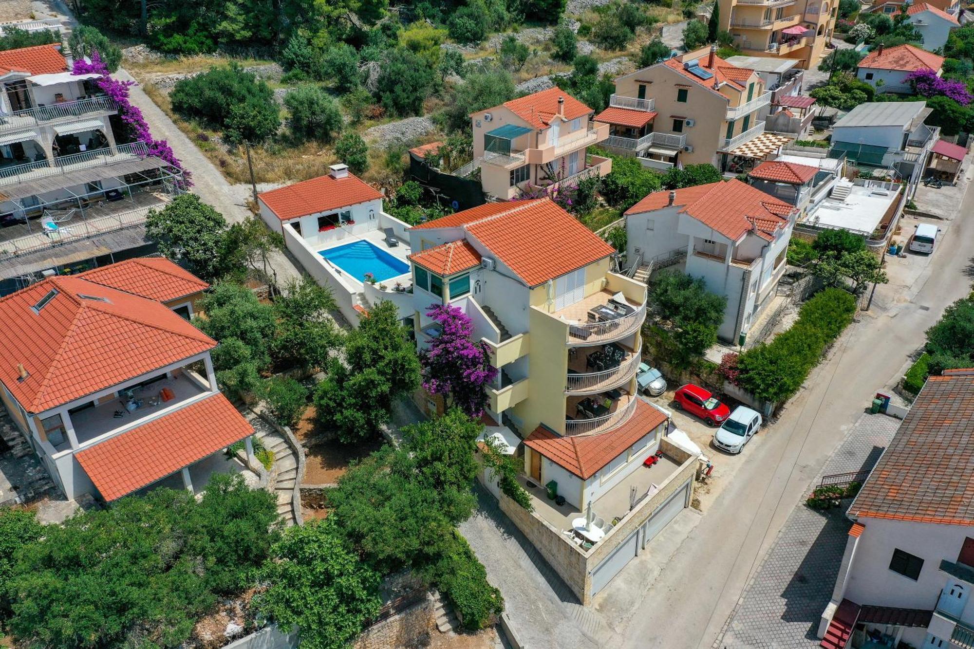 Apartments Villa Nea Leona Trogir Eksteriør bilde